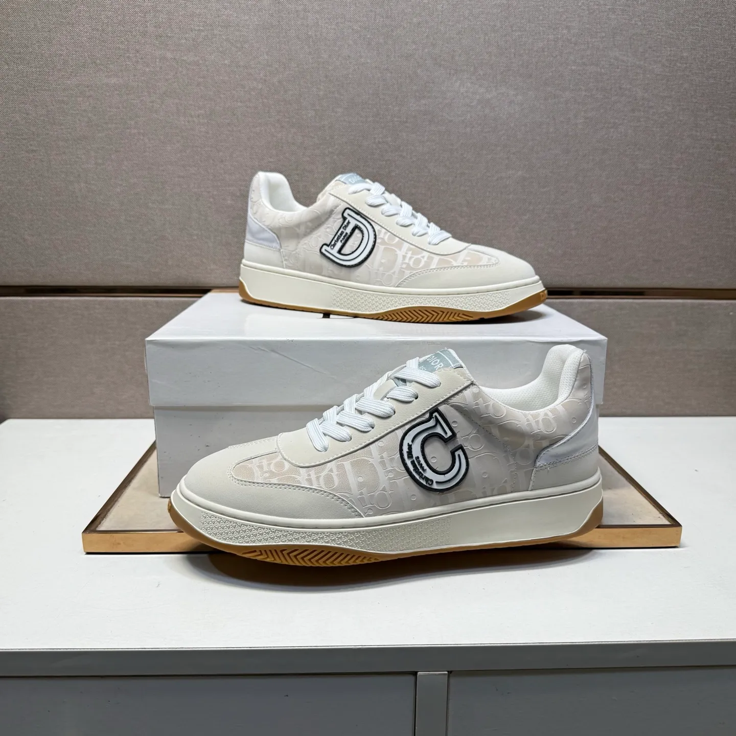 Men's men's shoes 💰pp380 [Dior~] Men's casual shoes 2025z cabinet sales simultaneously 🔶Size: 38-44 #️⃣ 🔷4 colors🔜The upper is made of multi-material splicing➕Mesh lining, comfortable and breathable, sole: original comfortable and wear-resistant outsole, ⚠️real thing📱photographed🎬real thing is better📢📢📢